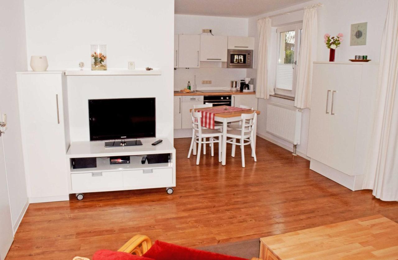 Fewo Mit Balkon Und Strandkorb 03 Sellin  외부 사진