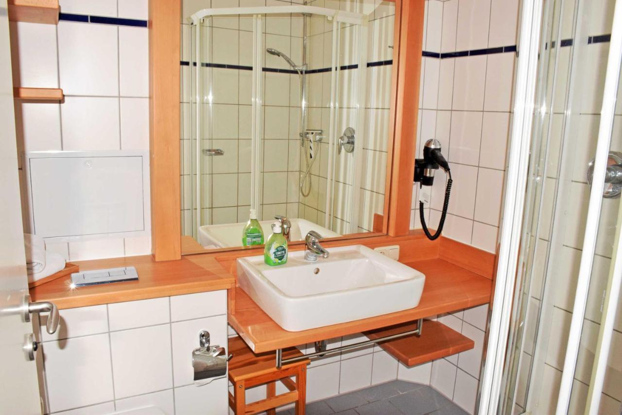 Fewo Mit Balkon Und Strandkorb 03 Sellin  외부 사진