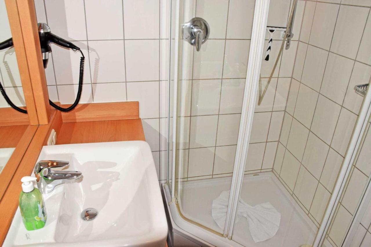 Fewo Mit Balkon Und Strandkorb 03 Sellin  외부 사진